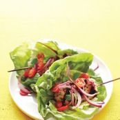 CHICKEN KEBABS IN LETTUCE CUPS